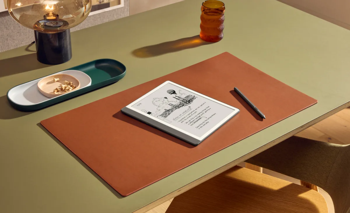 Still life image for Amazon Kindle Scribe with prop styling by Cecilia Elguero, represented by Pat Bates & Associates, a top agency in the home tech brand sector.